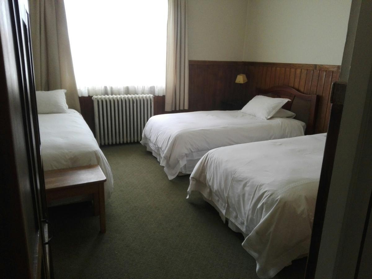 Hostal Oro Fueguino プンタアレナス エクステリア 写真