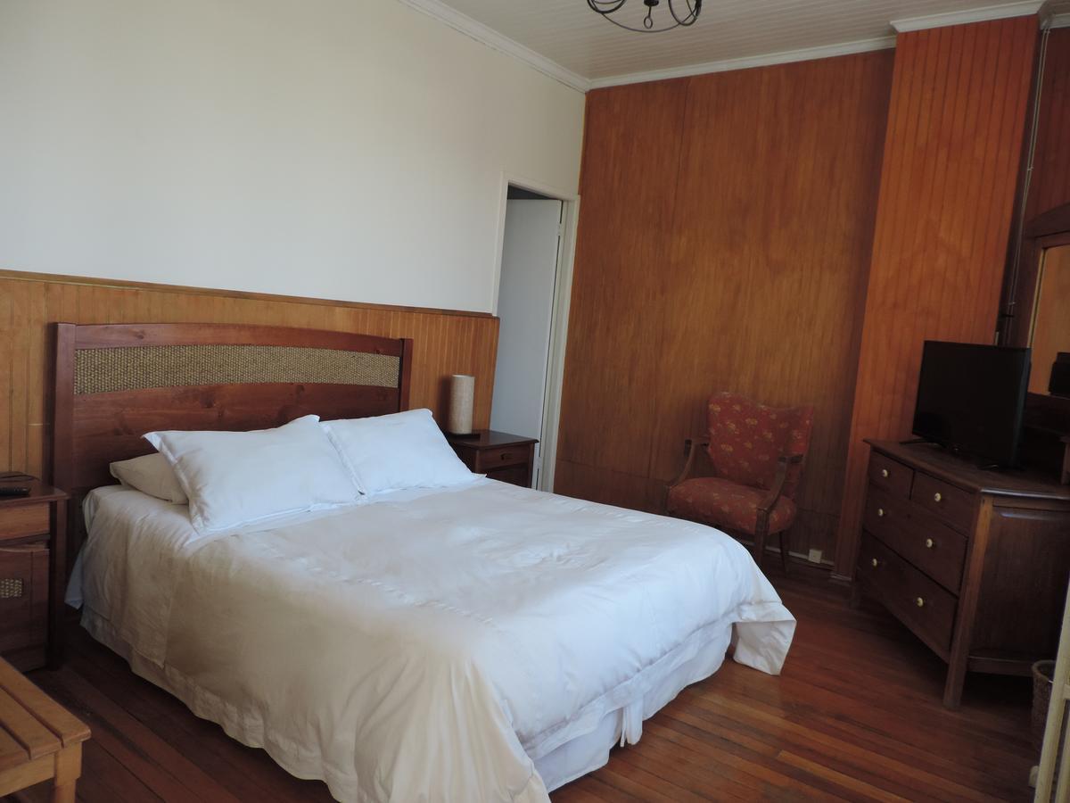 Hostal Oro Fueguino プンタアレナス エクステリア 写真