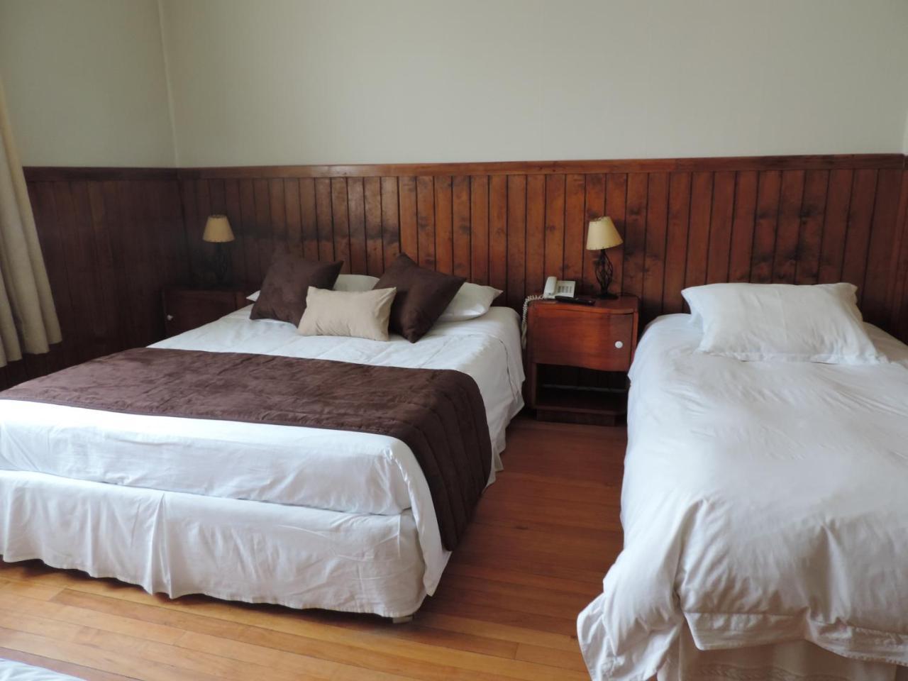 Hostal Oro Fueguino プンタアレナス エクステリア 写真