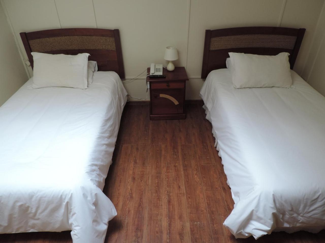 Hostal Oro Fueguino プンタアレナス エクステリア 写真